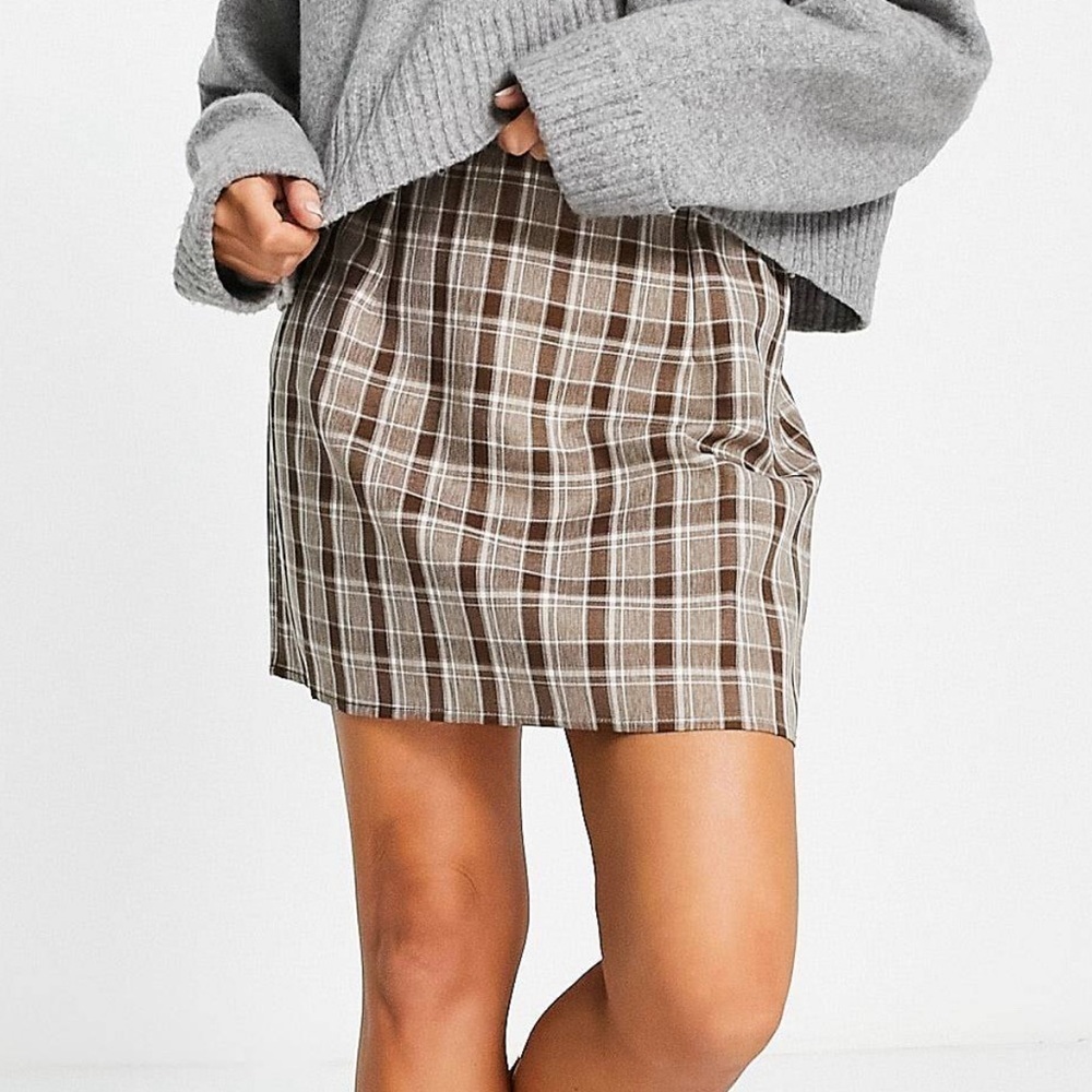 NWT QED London Skirt Size L